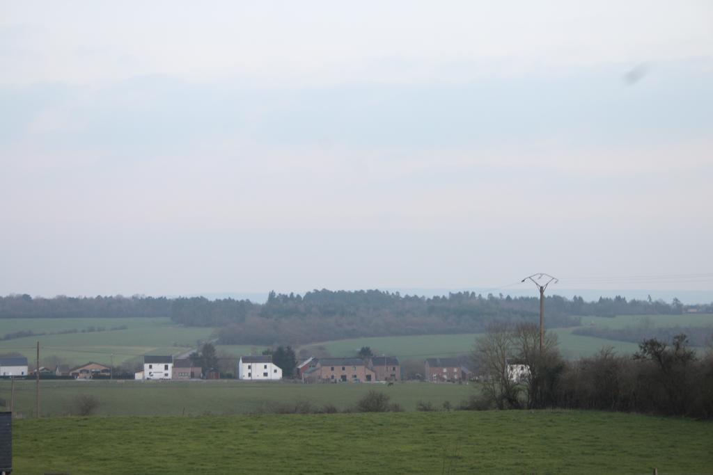 L'instant Present Farm stay Grandhan